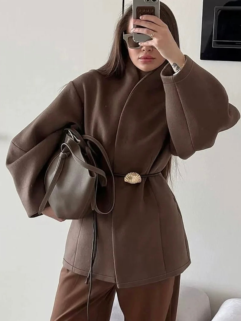 シェルベルト付きノーカラージャケット