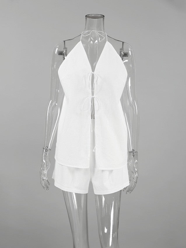 レースアップホルターネックショーツセット