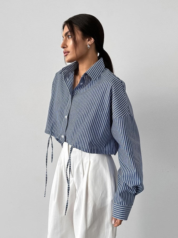 ストライプクロップドシャツ