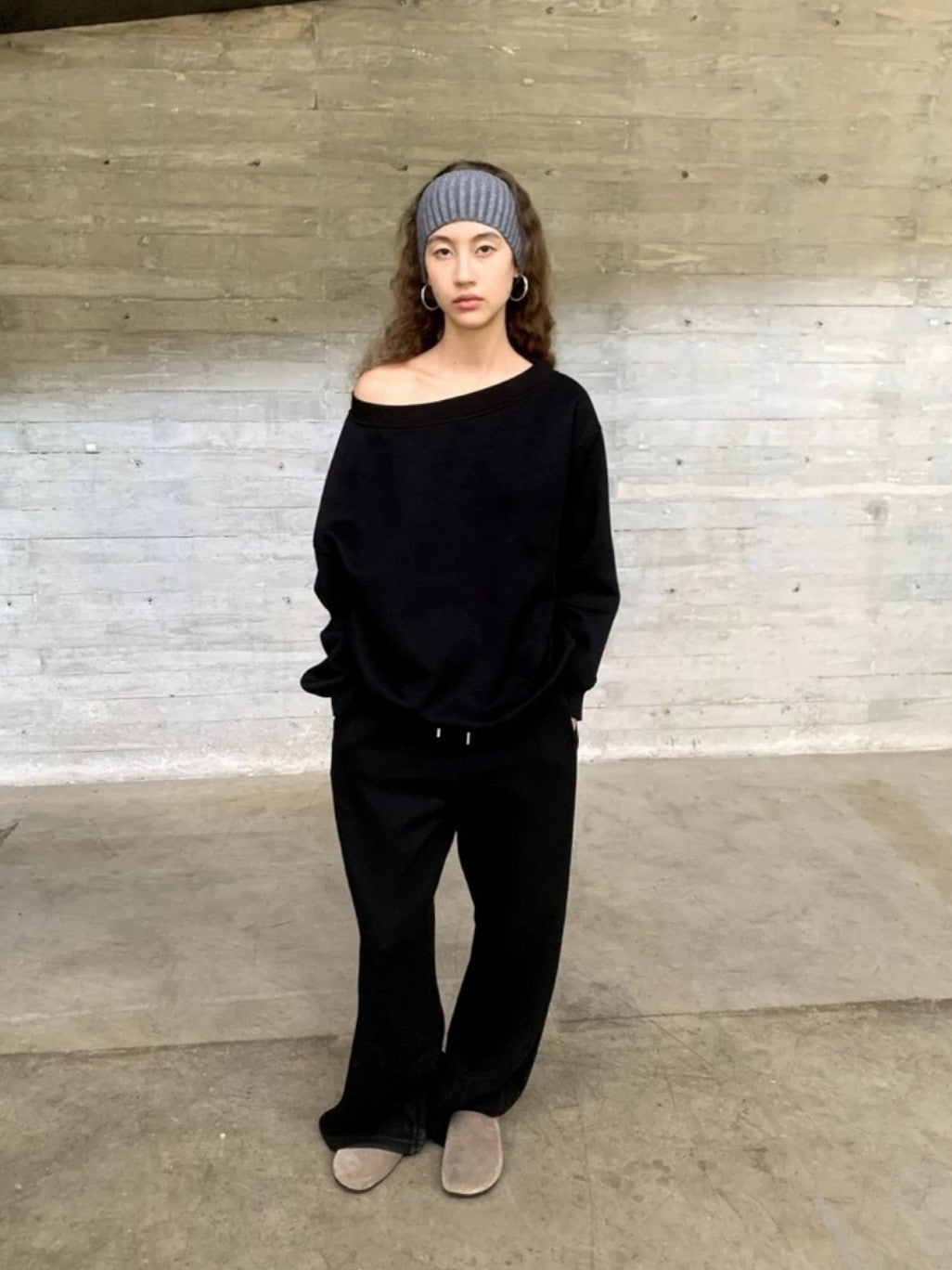 オフショルスウェットセットアップ