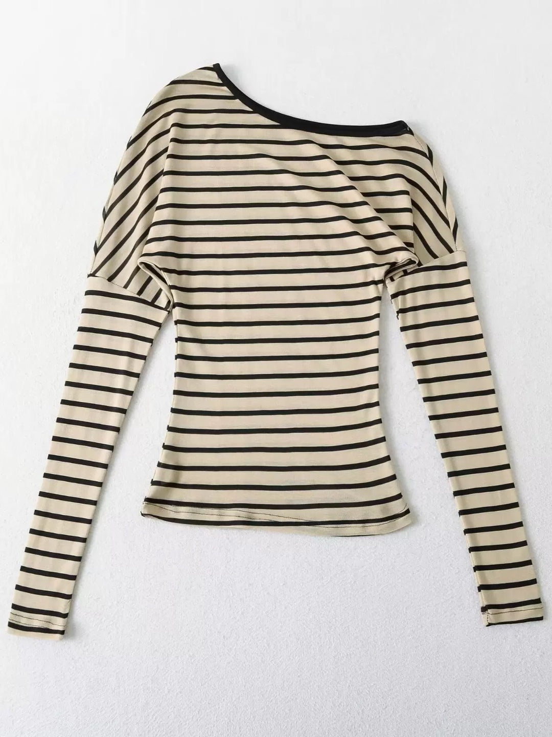 バイアスストライプオフショルカットソー