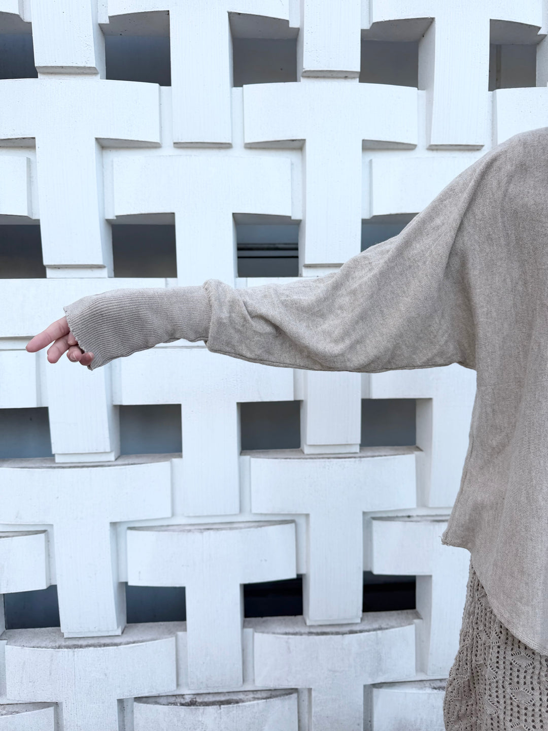 【アウトレット】(即納) ロングリブスリーブルーズニットトップス