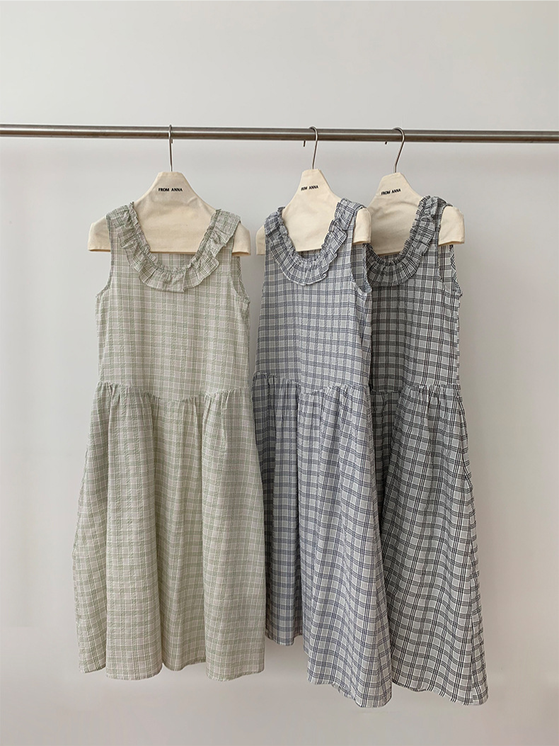 フリルネックチェックフレアワンピース