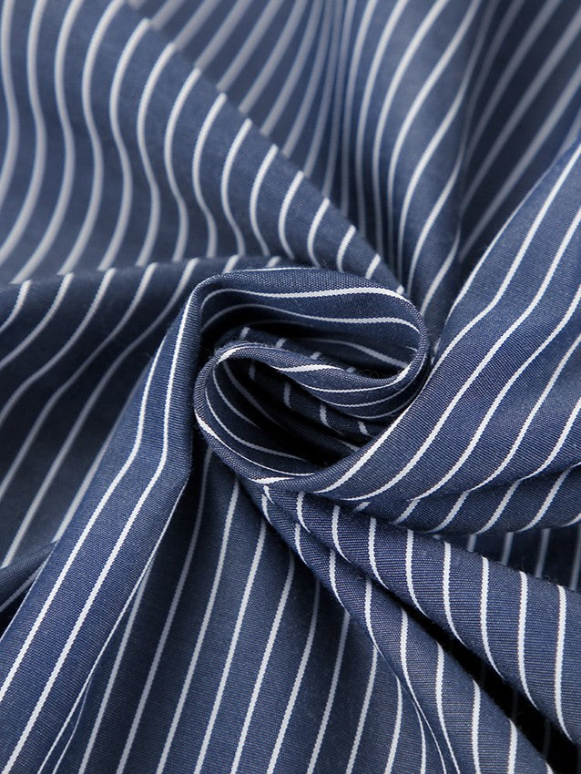 ストライプクロップドシャツ