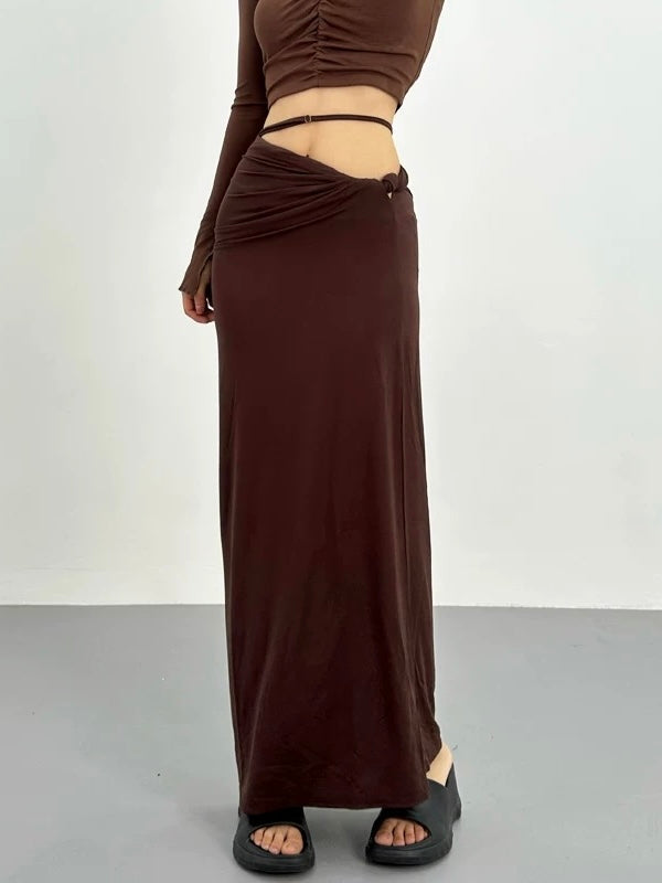 アシンメトリードレープスカート