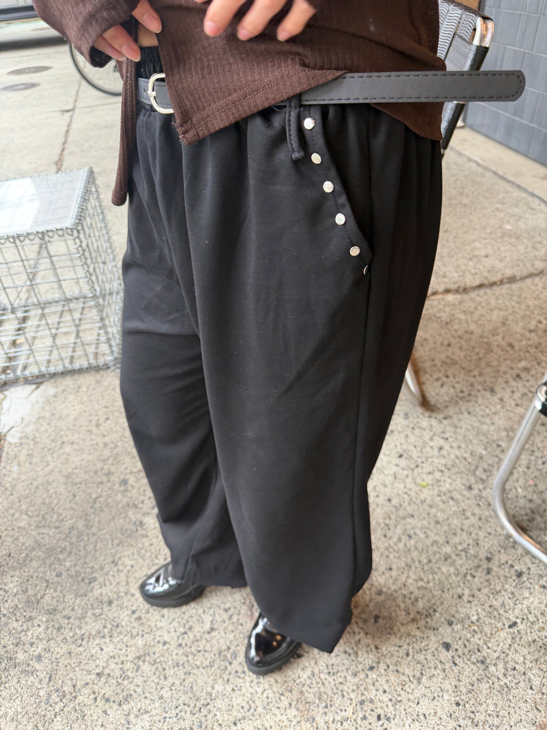 【 Select 】ベルト付きダブルループスタッズワイドパラシュートスウェットパンツ