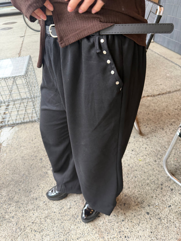 【 Select 】ベルト付きダブルループスタッズワイドパラシュートスウェットパンツ