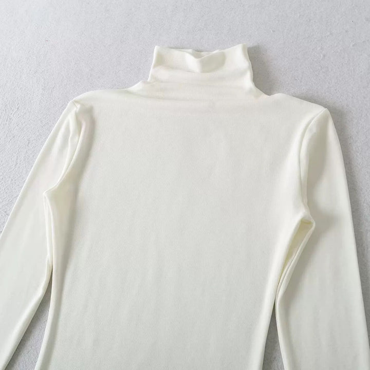 ベーシックソリッドカラータートルネックトップス