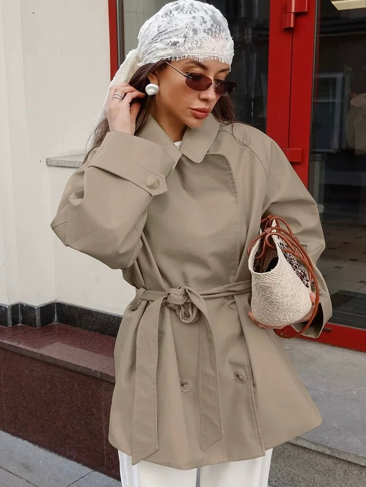 ハーフレングストレンチコート