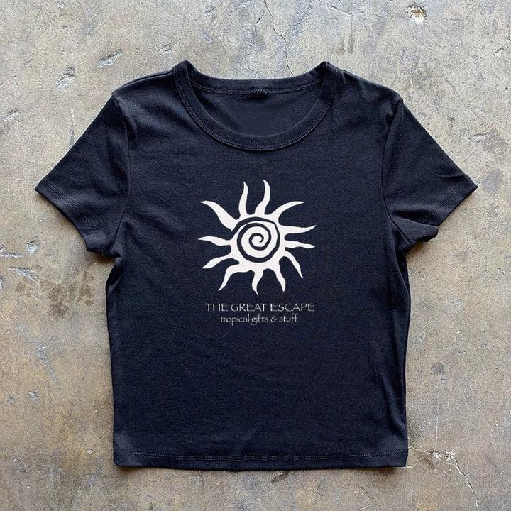 THE GREAT ESCAPE SUN プリントTシャツ