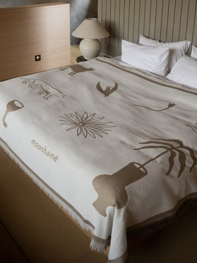 ハリネズミ　ヘラジカ　オオカミ　クマ　マルチカバー　ラグ　185x125 ハリネズミ ヘラジカ オオカミ クマ マルチカバー ラグ 185x125