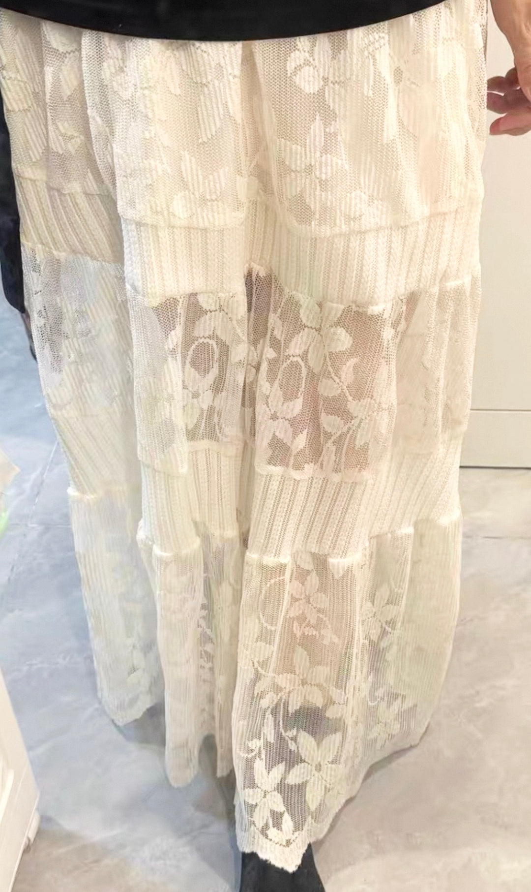 フラワーレース切り替えマキシスカート