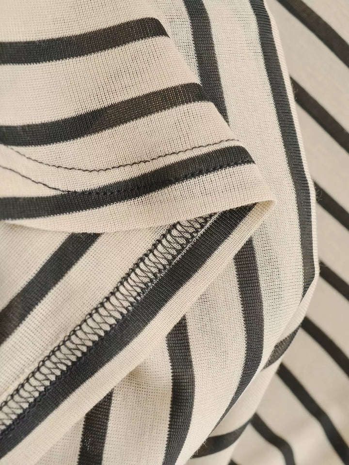 バイアスストライプオフショルカットソー