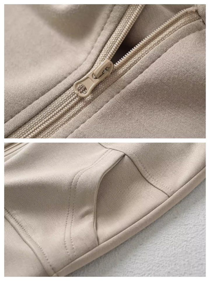 スリーブレスジップアップフーディー