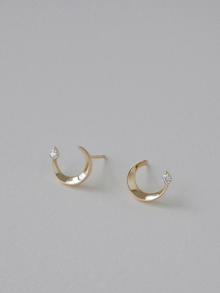 ミニマルムーンジルコニアストーンピアス