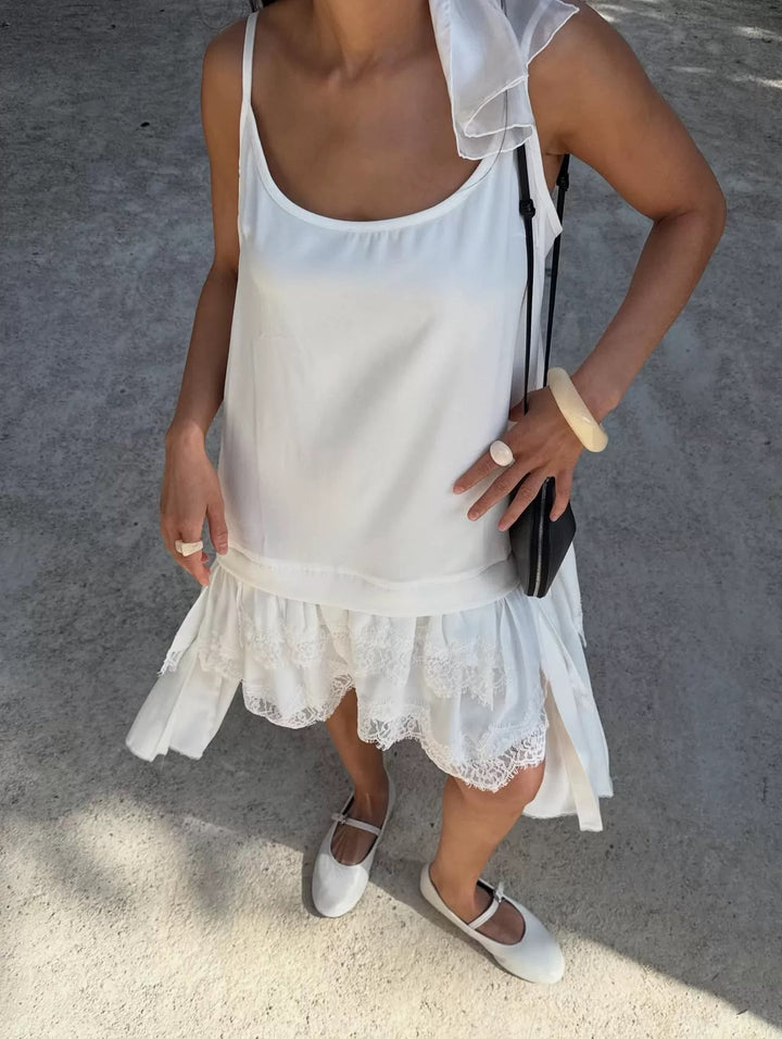 レースレイヤードアシンメトリーキャミワンピース