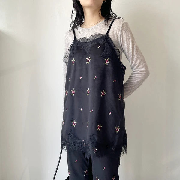 【 Select 】ベロアフラワー刺繍レーストリムキャミソール