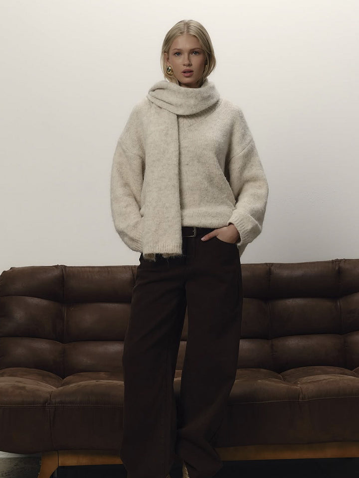 マフラー付きVネックセーター