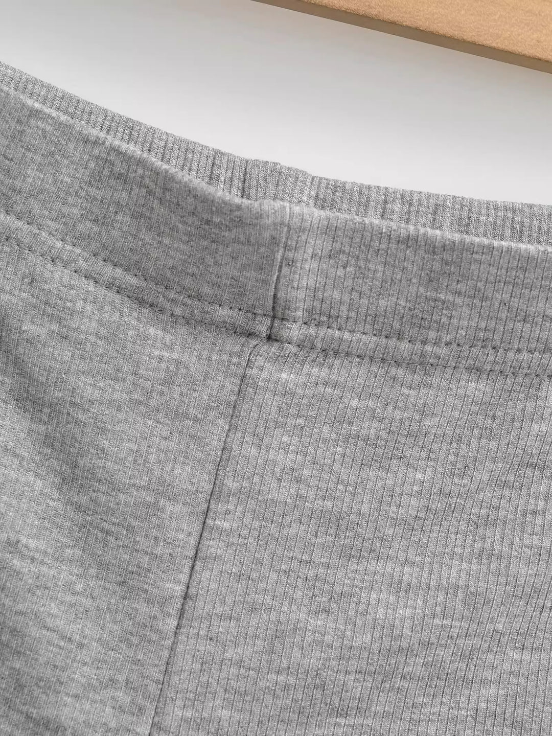 リブフィットショートパンツ