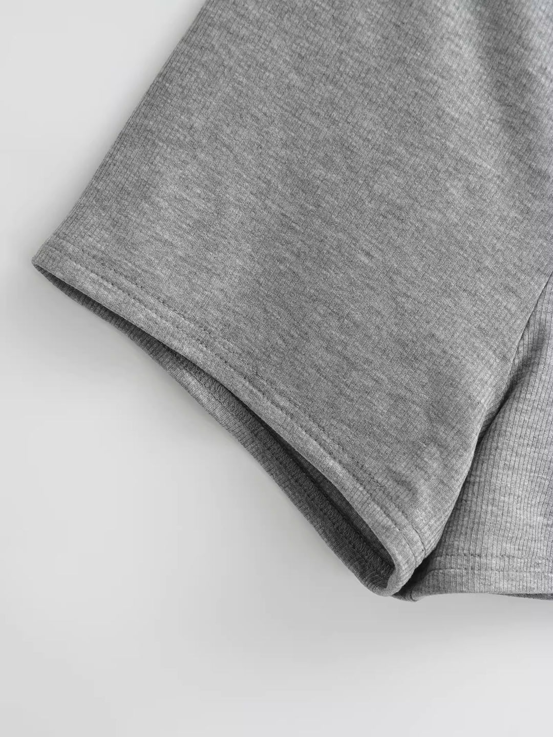 リブフィットショートパンツ