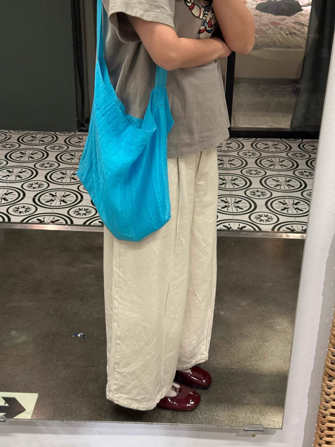 エアリーワンショルダーバッグ