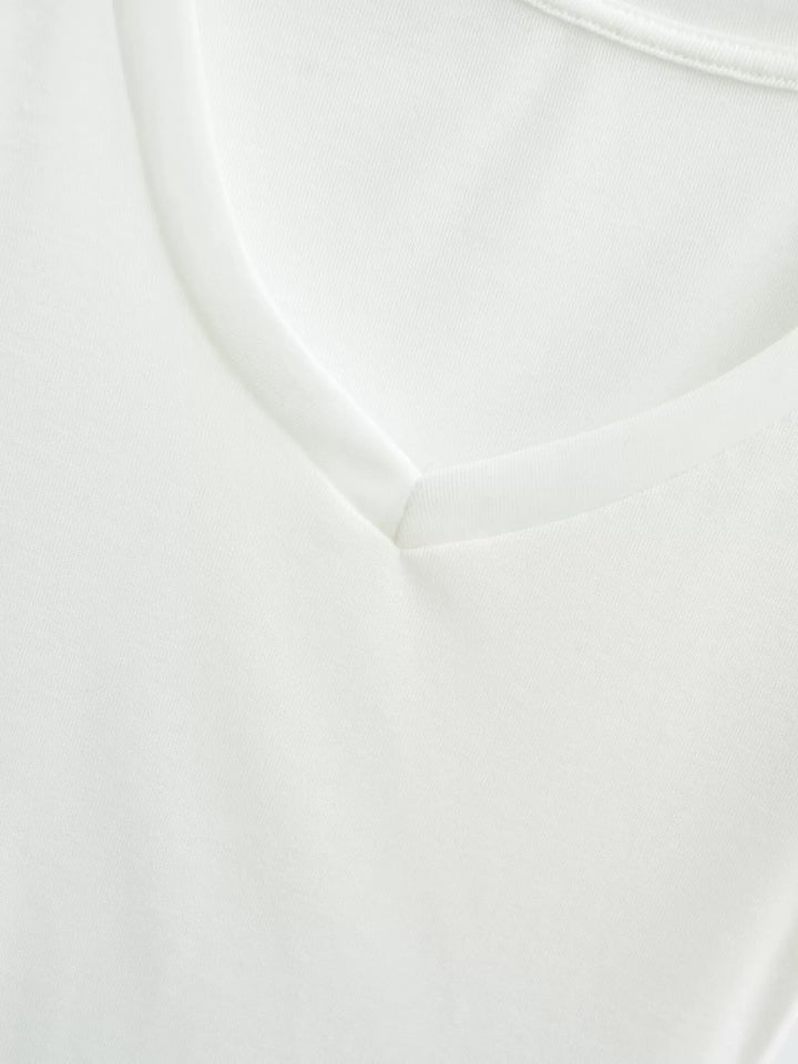 フリルスリーブソフトVネックTシャツ