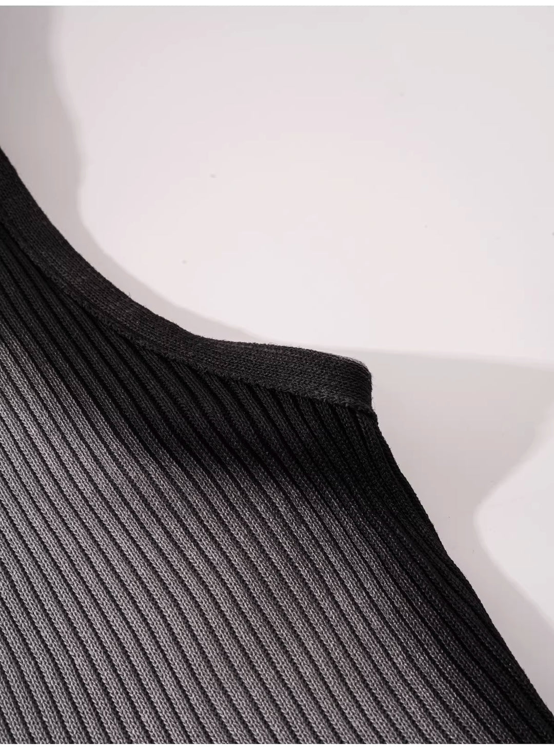 グラデーションリブタンクトップ