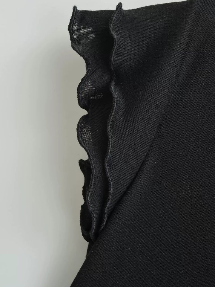 フリルスリーブソフトVネックTシャツ