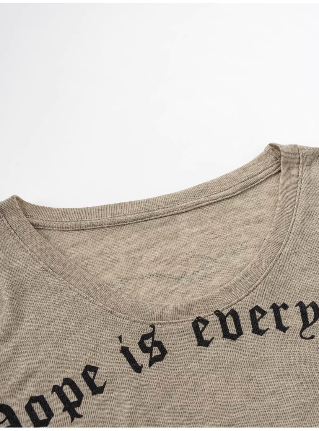 GothicグラフィックUネックTシャツ