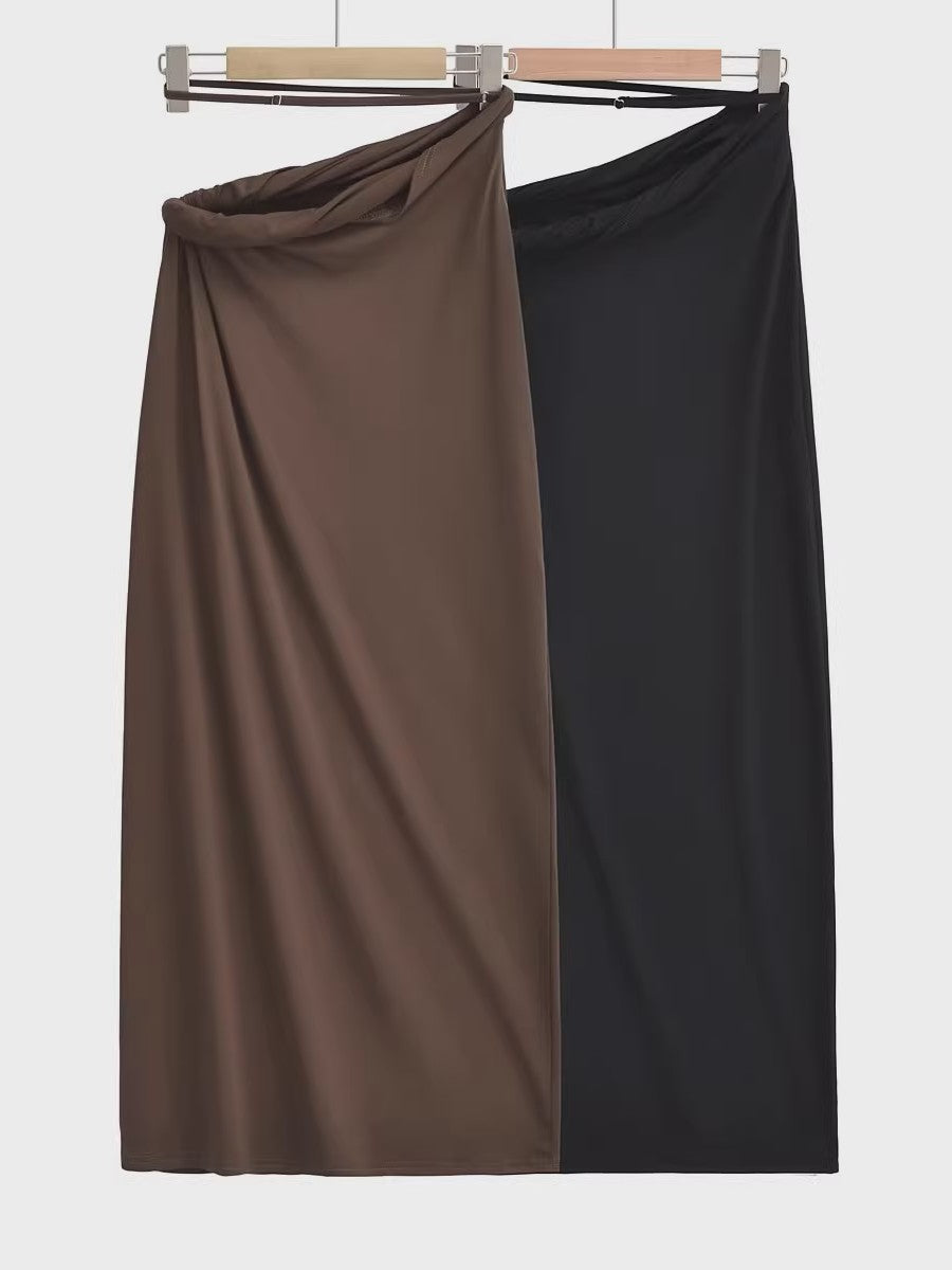 アシンメトリードレープスカート