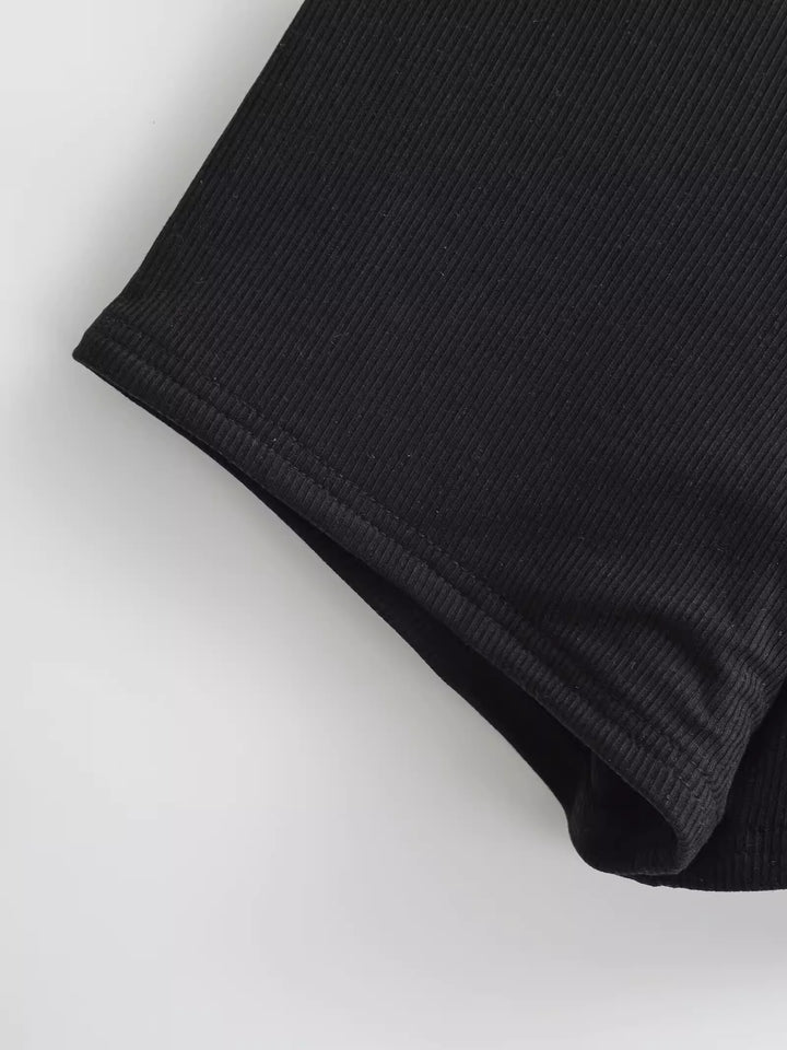 リブフィットショートパンツ