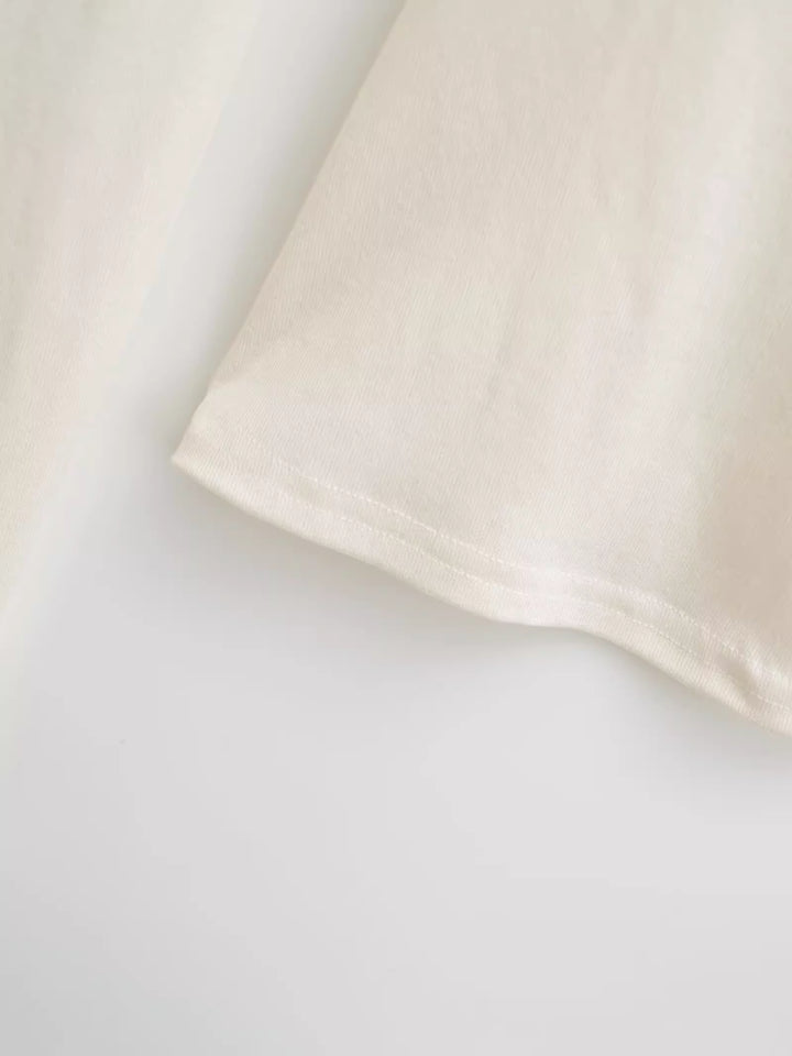 カップ付きオフショルダートップス