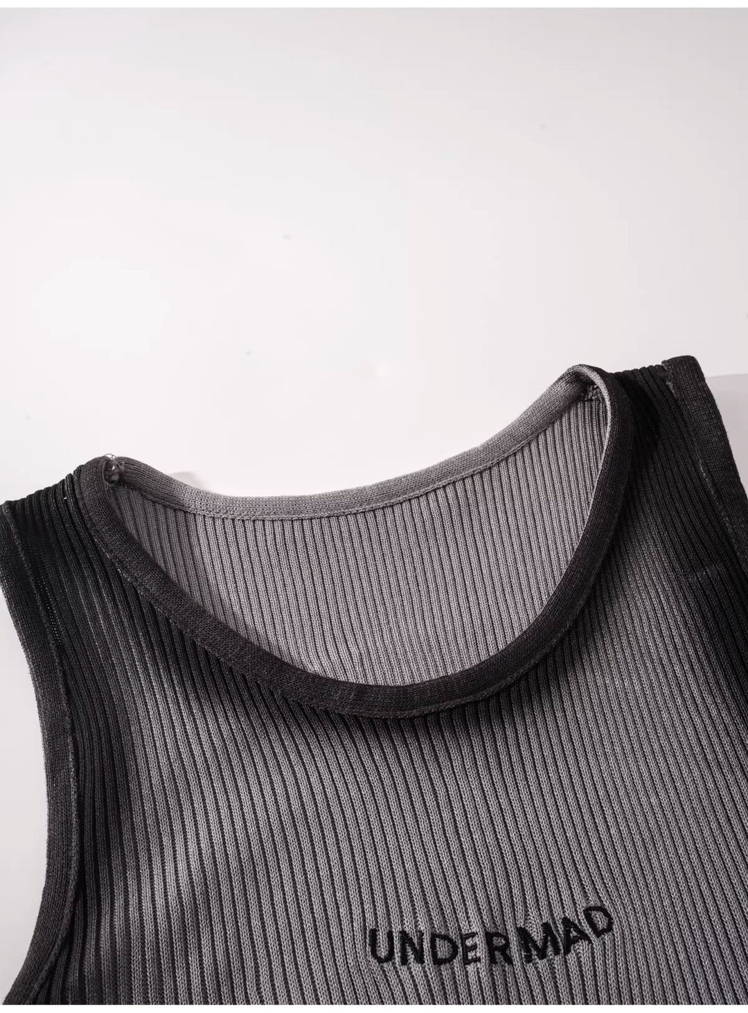 グラデーションリブタンクトップ